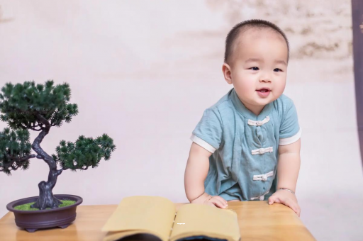 淄博宝宝爱吐奶是什么原因